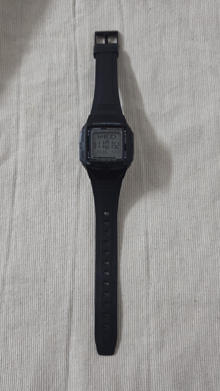 Vtg Casio 2515 DB-36 Mens 50m Black Multi Lingual Data Bank Digital Watch Works