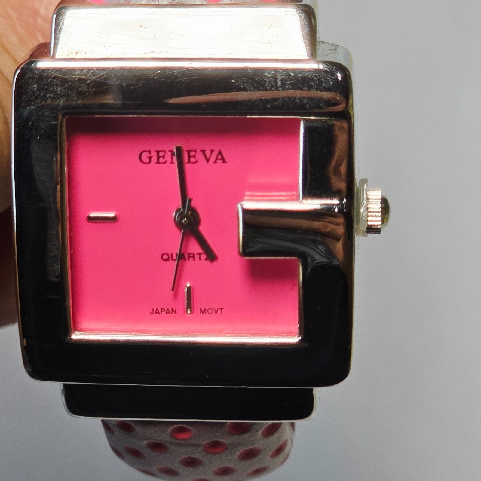 Geneva Bangle Watch Pink Polka Dot Quartz G Shape Bezel Vintage 2000s Retro