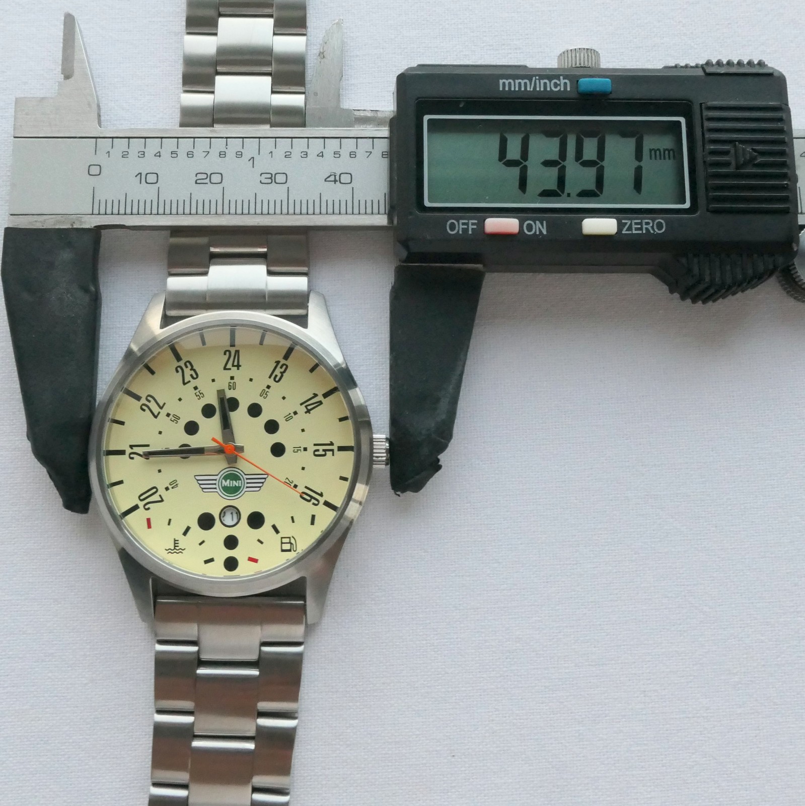 Mini John S Cooper Works JCW Speedometer Racing Classic Retro Sport Design Watch