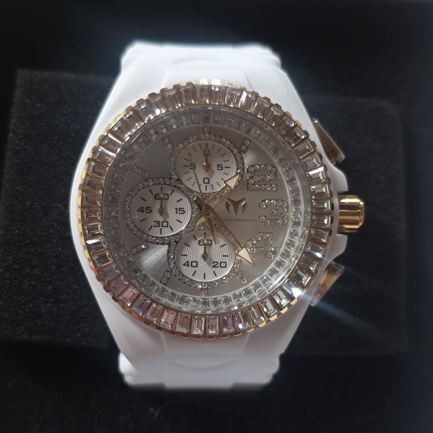 TechnoMarine Quartz Chronograph 45mm 200m Crystal Bezel White Silicone Strap
