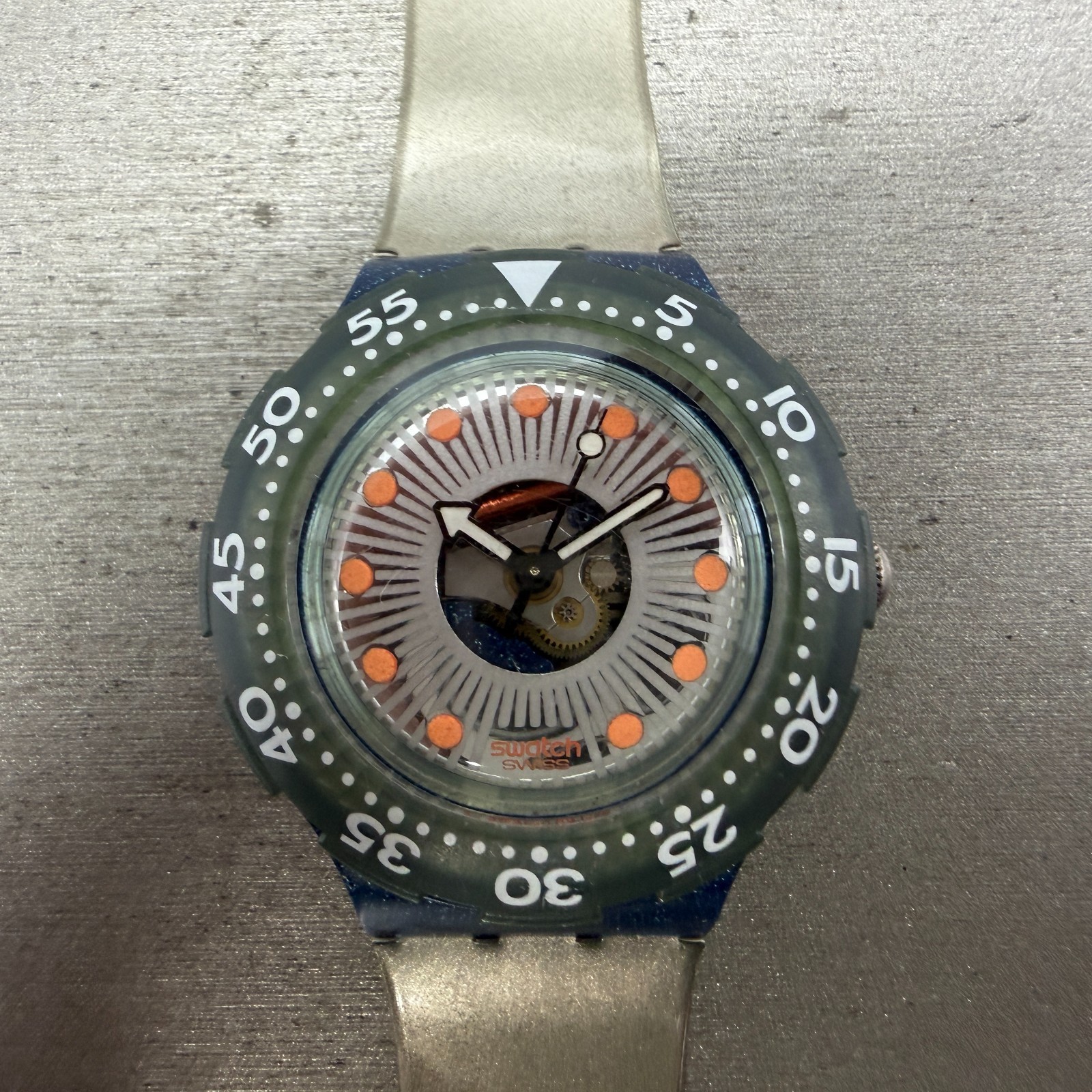 Swatch Scuba 200 SILVER TRACE Watch Men 38mm Silver Dial Blue Round SDN107 Works