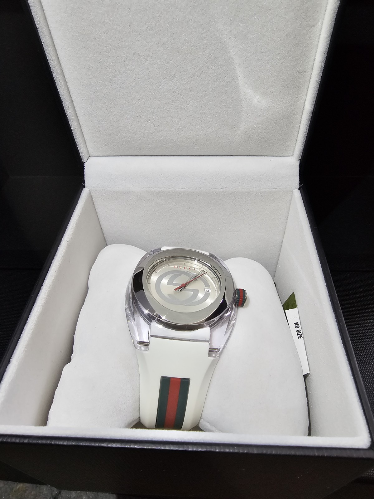 Silver Gucci YA137102A Sync Quartz Men’s Watch + Free Shipping