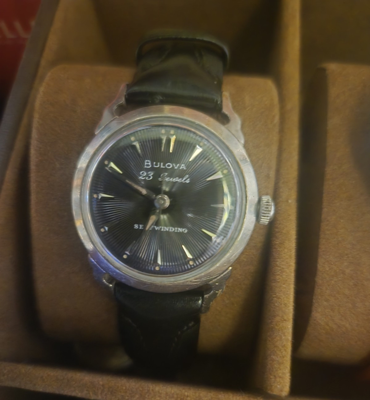 Bulova 23J Self-Winding Automatic Wristwatch Black Dial SS Silver Case Leather