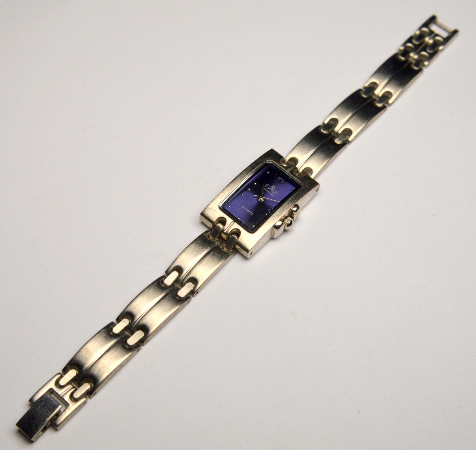 MEISTER ANKER GERMANY BLUE DIAL LADIES QUARTZ WRISTWATCH