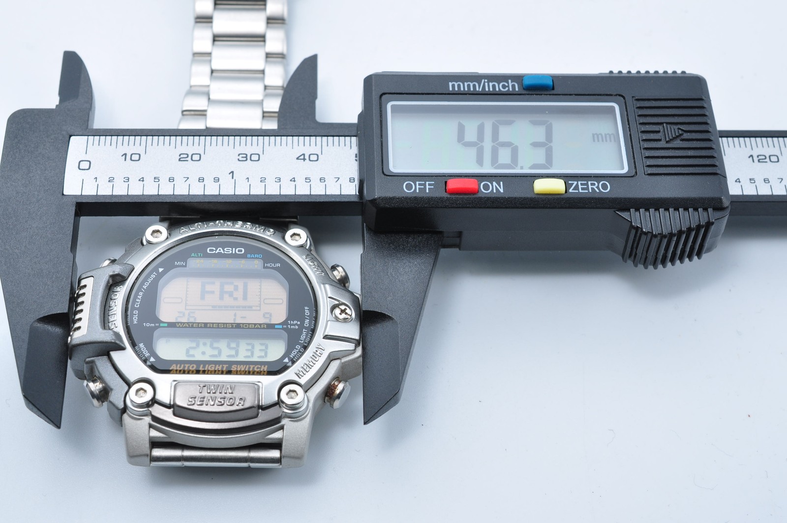 Casio PRT-300 ProTrek Twin Sensor Digital Silver Men’s Watch　w-6053