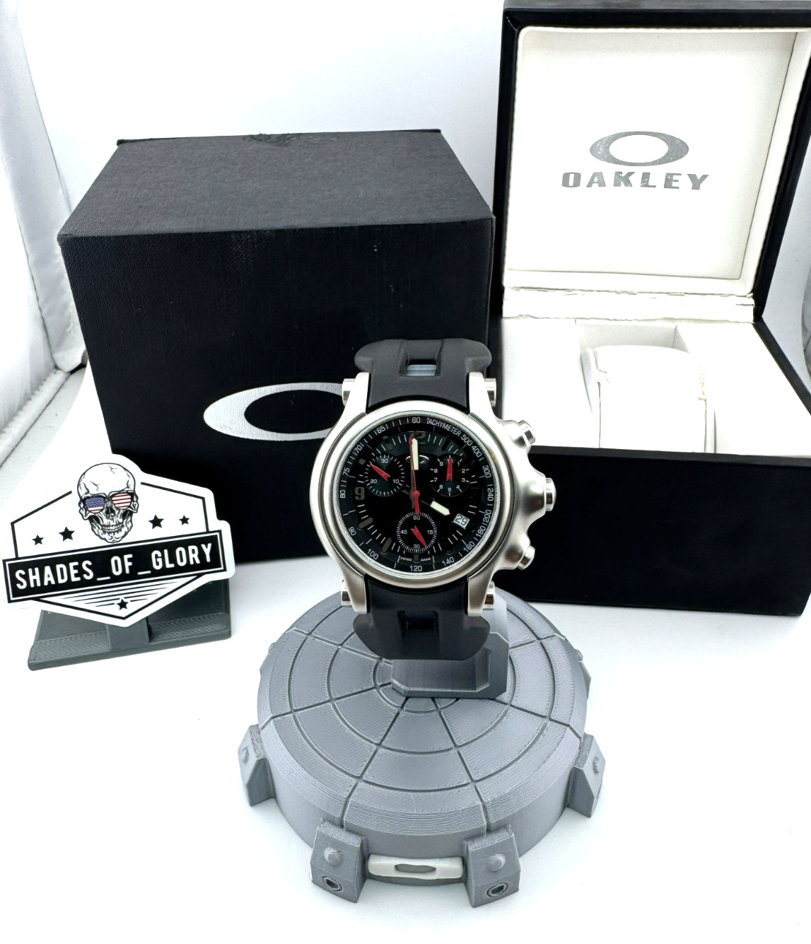 OAKLEY HOLESHOT 6-HAND HONED W/ BLACK DIAL RUBBER STRAP WATCH 10-215 NEW IN BOX