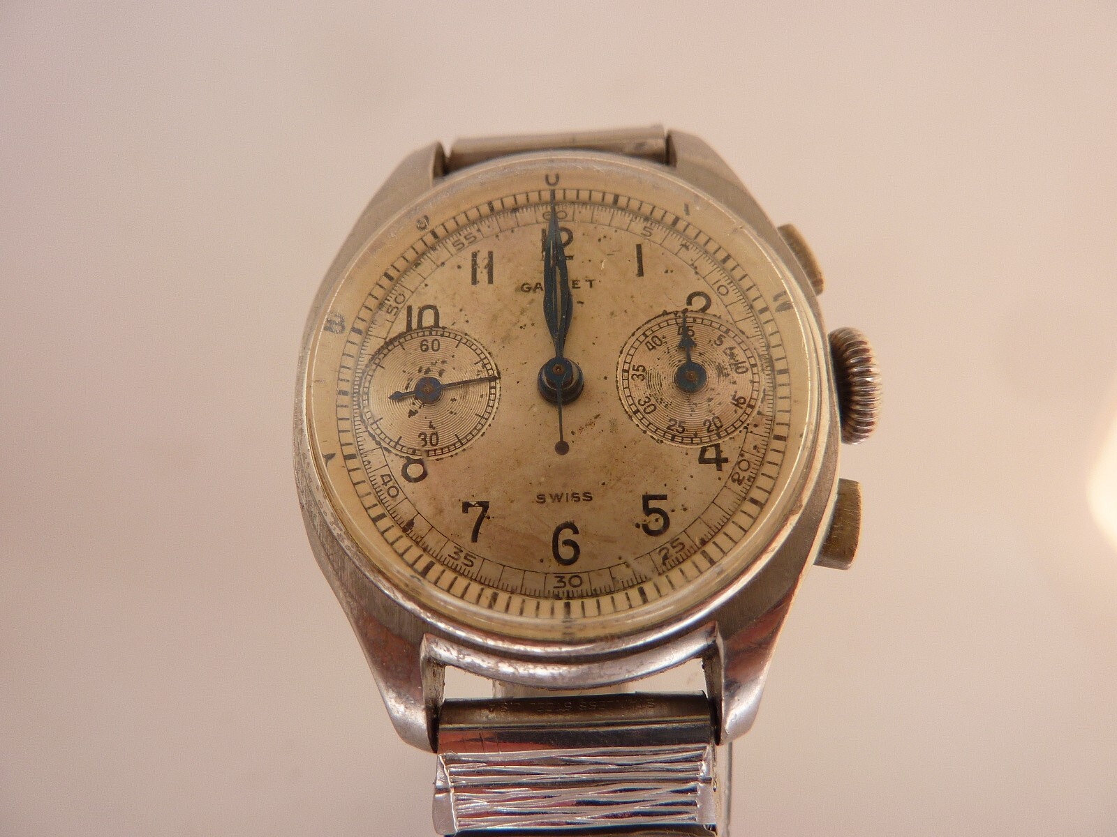 GALLET COMMANDER EXCELSIOR PARK CAL42 RARE OVAL SHAPED CHRONOGRAPH VINTAGE 40s