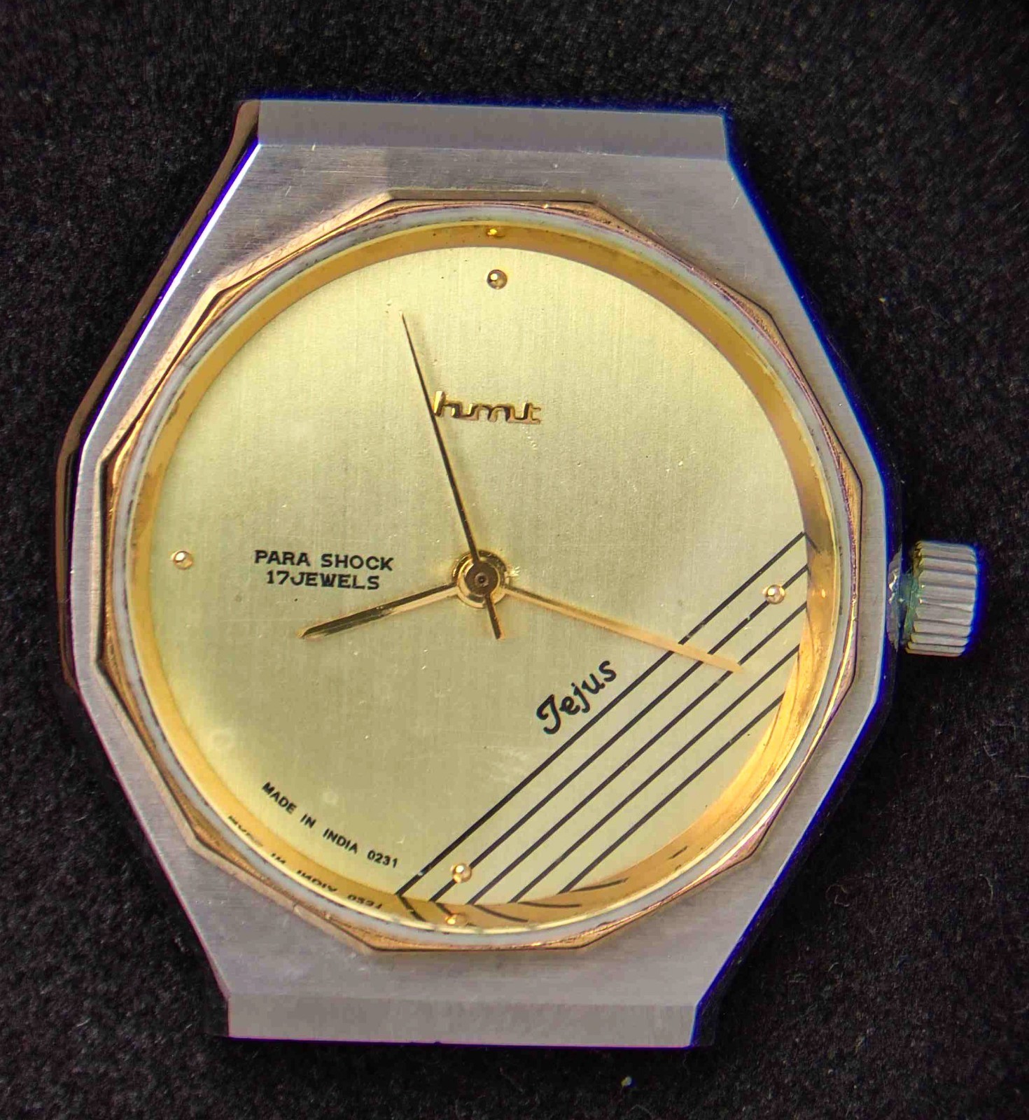 Hmt India Oriental Dial Men’s Hand-Wind Vintage Watch — Running