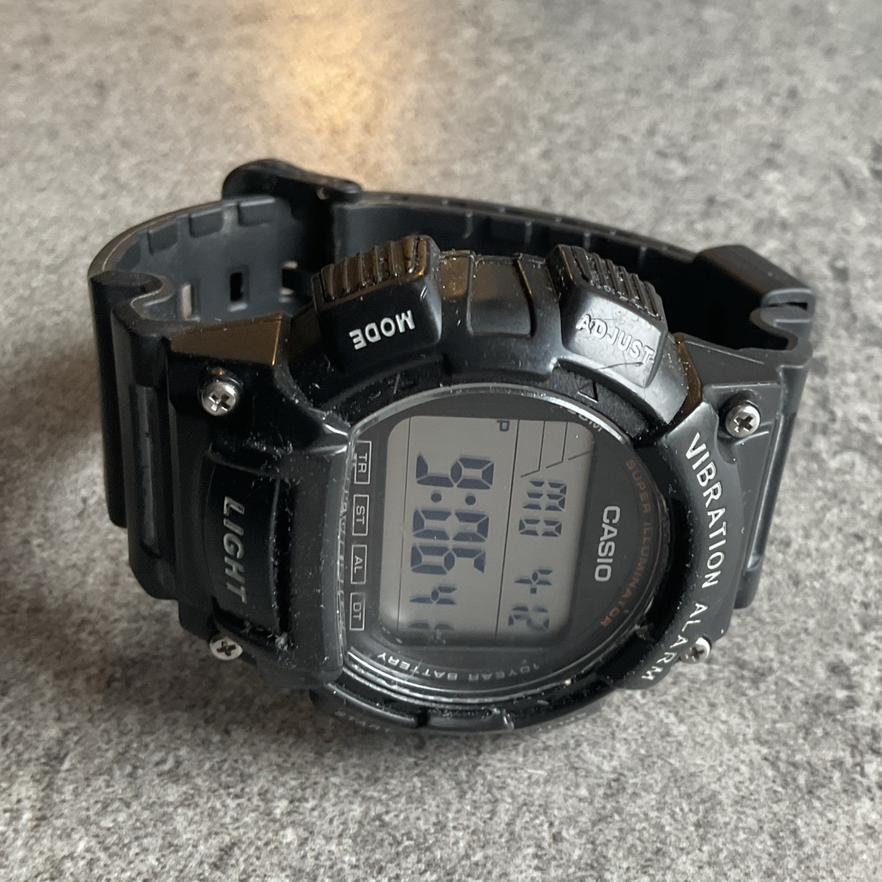 Casio W-736H Digital Sports Watch 3446 Vibration Alarm 100M Water Resistant B-H