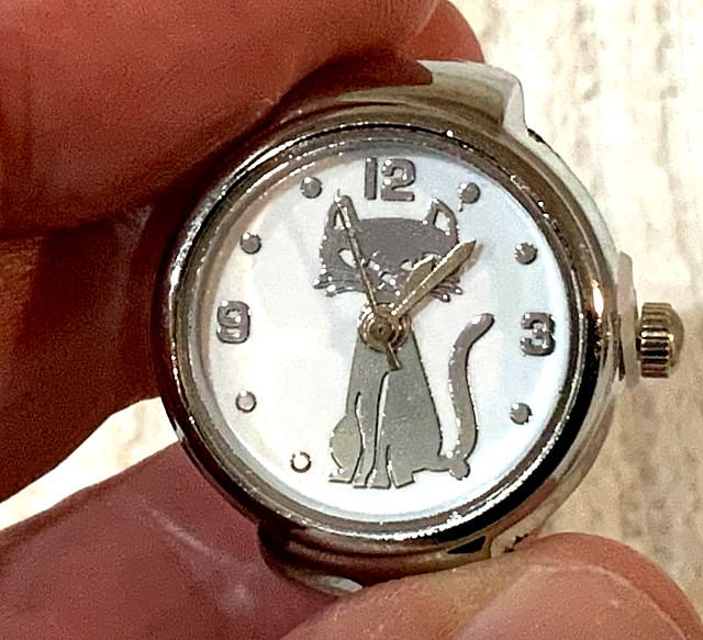 Silver Cat Quartz *Ring Watch*