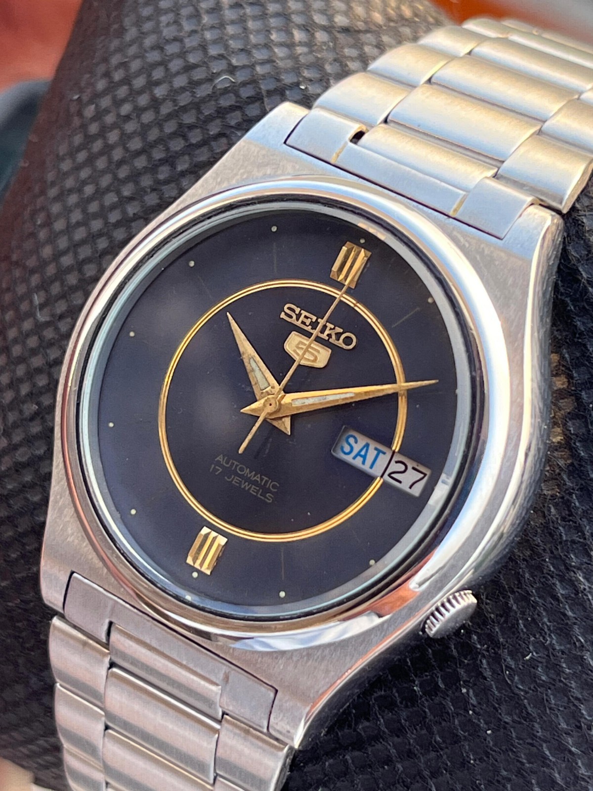 Vintage Seiko 5 Automatic 7009 Midnight Blue Gold Circle Watch