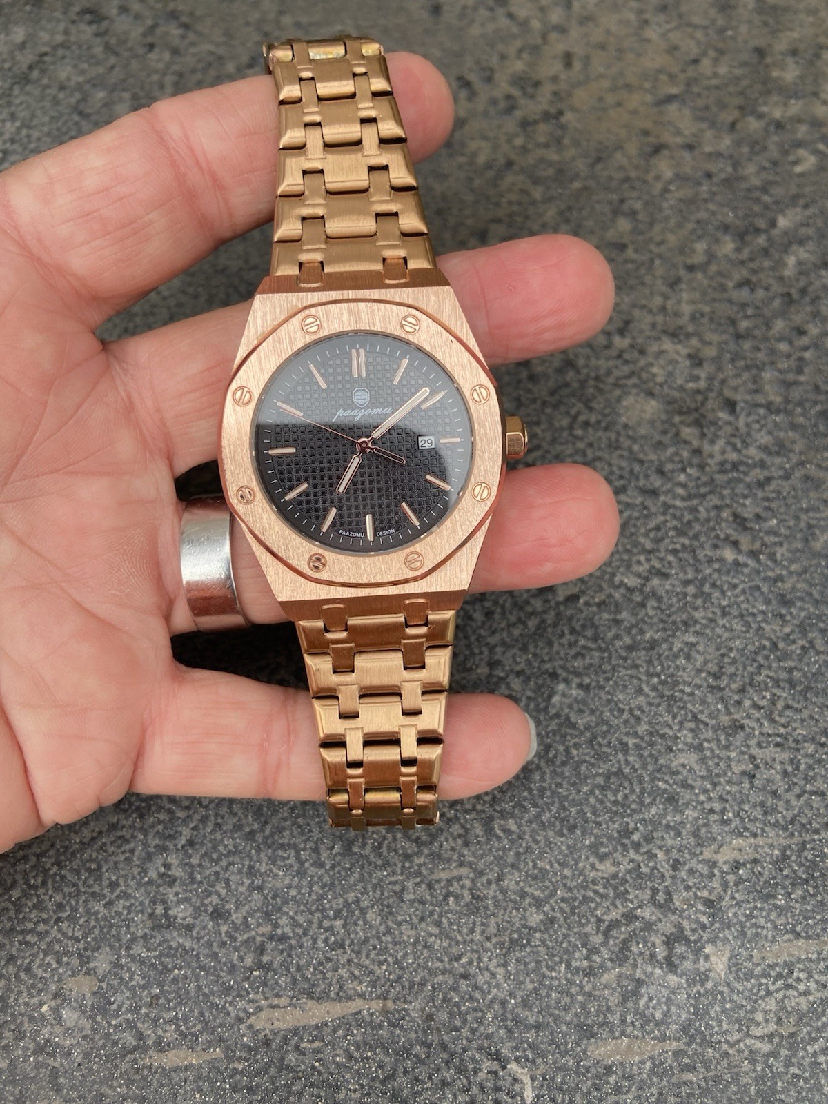 PAAZOMU Luxury Quartz Watch Date Watch High Quality Working-Clasp Broken-Read!!!