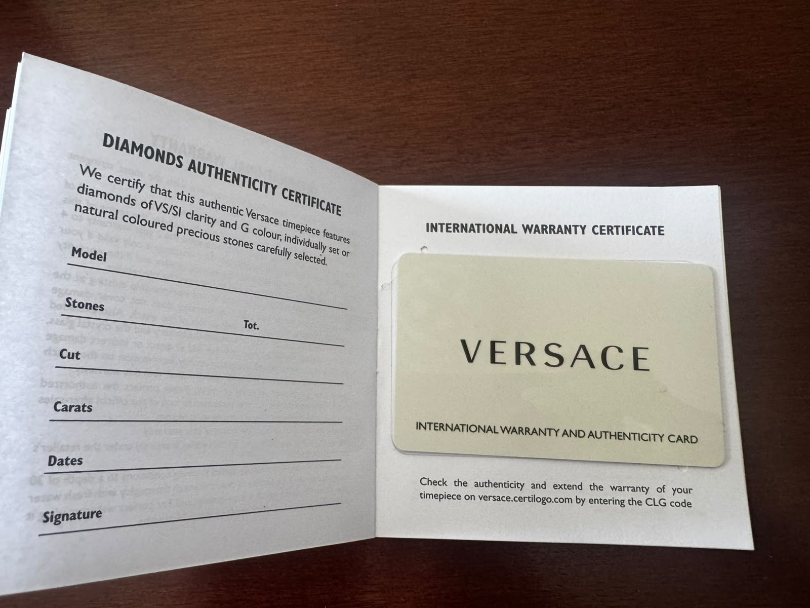 Versace Watch Palace Complete New verd01119
