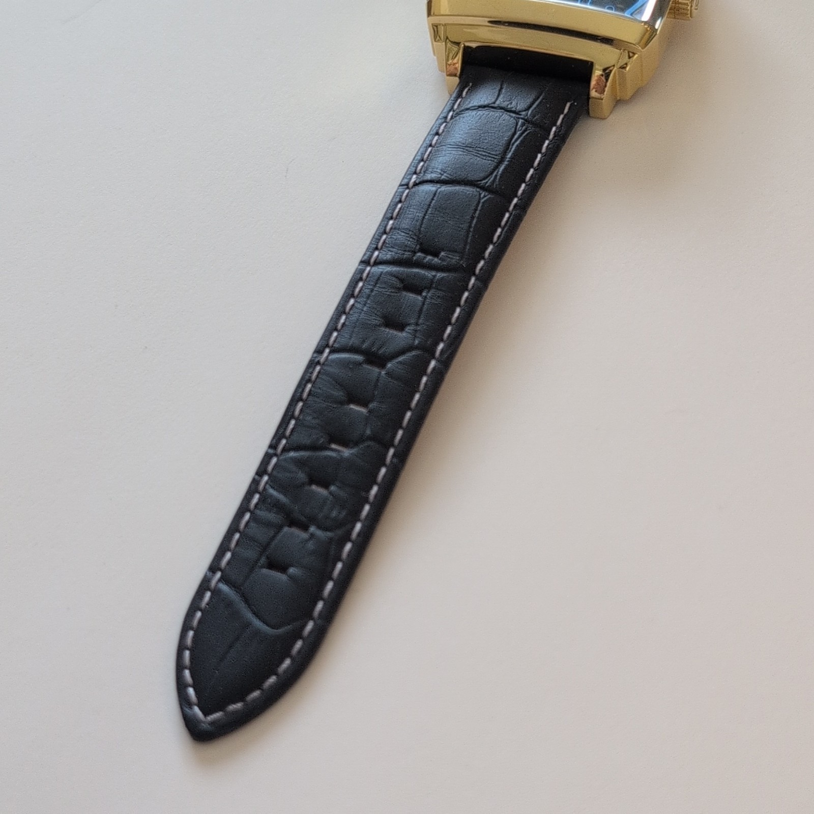 Invicta Objet D Art Automatic Gold Tone Case Leather WR 20m