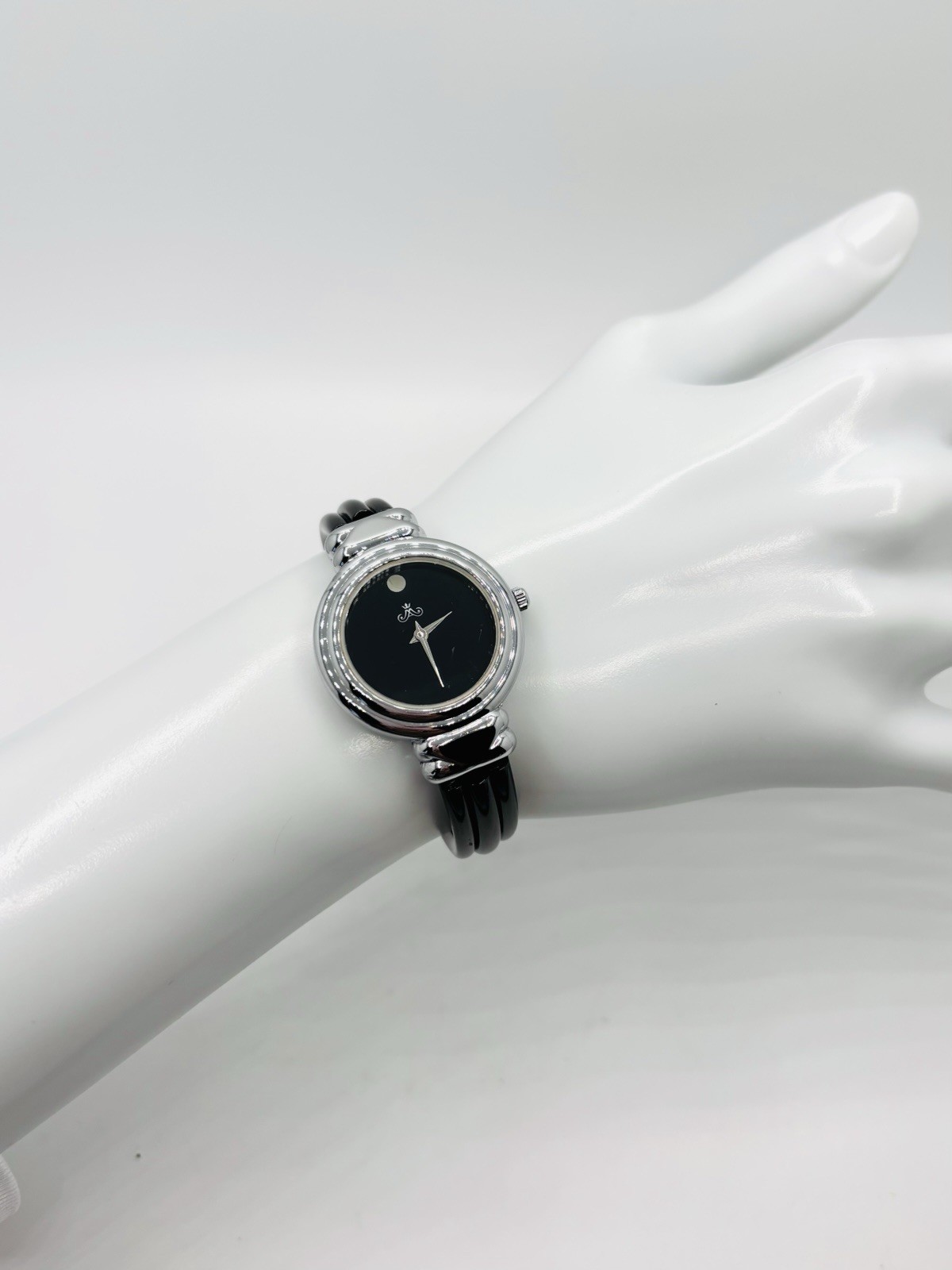 Meister Anker 1085-P Ceramic Bangle Cuff Watch Black Dial Quartz Women’s