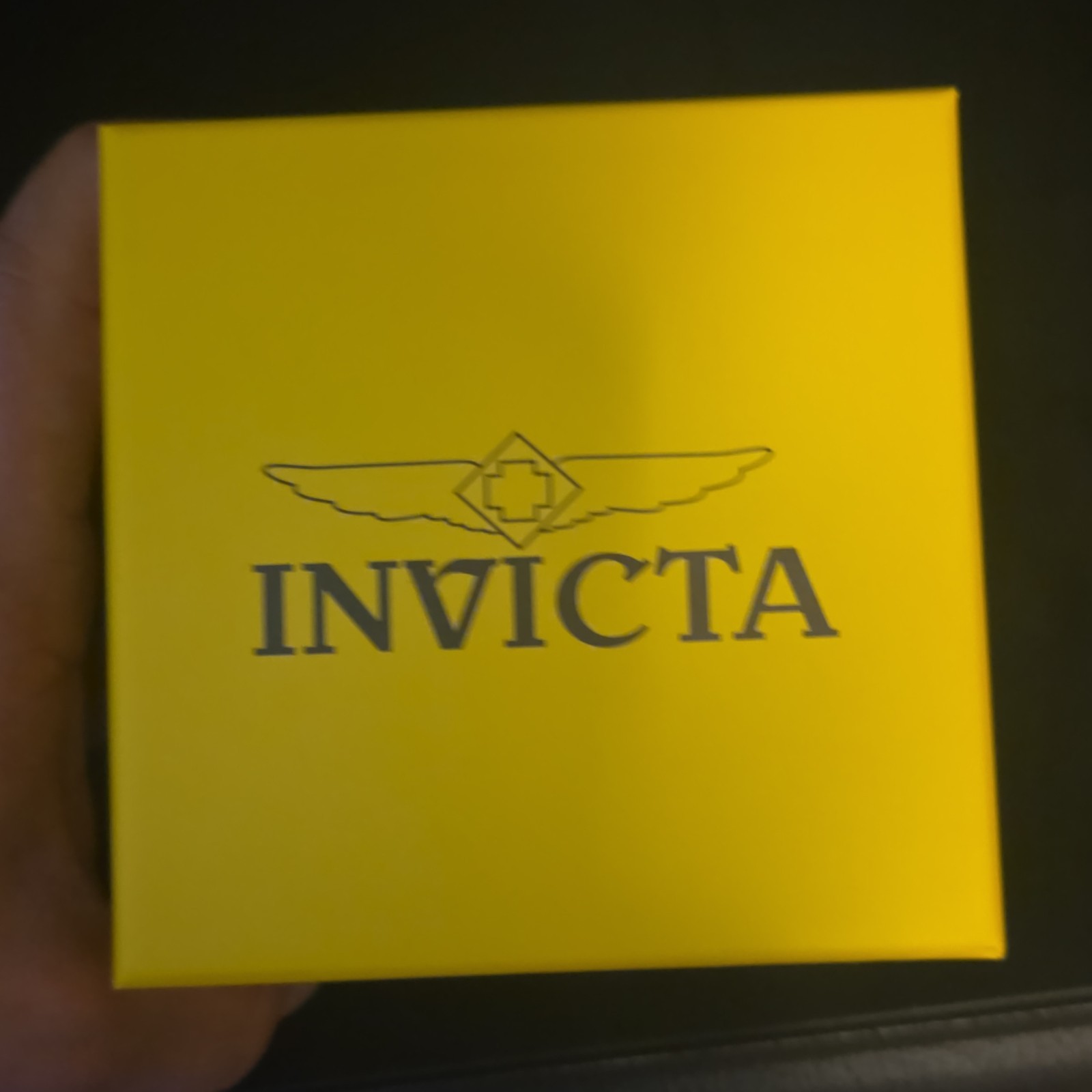 Invicta Pro Diver Men’s Quartz Diver Date 200m Blue Dial SS Bracelet Box