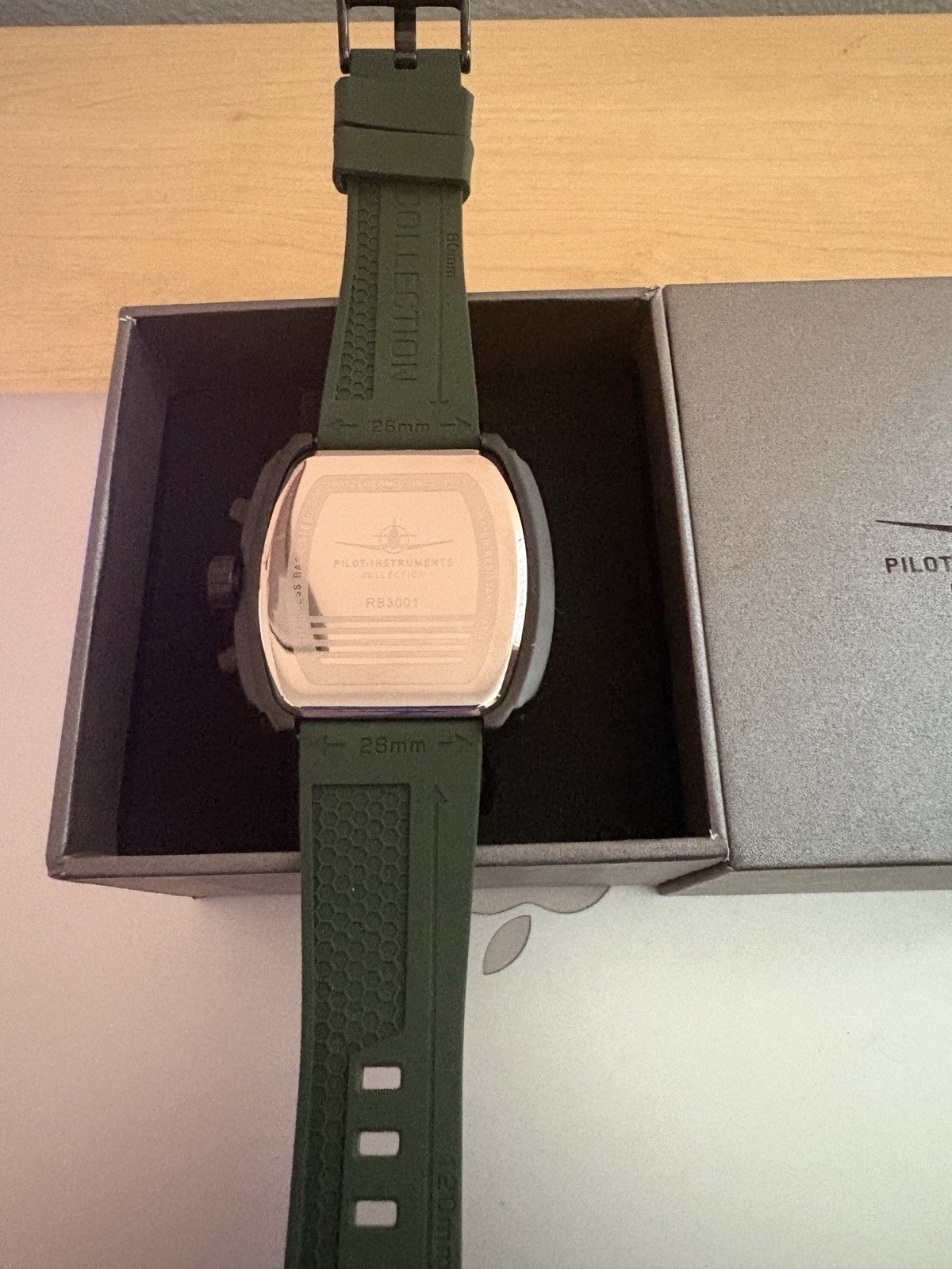 Pilot-Instruments Collection RB3001 Quartz Chronograph 30m Black/Green 50mm Box