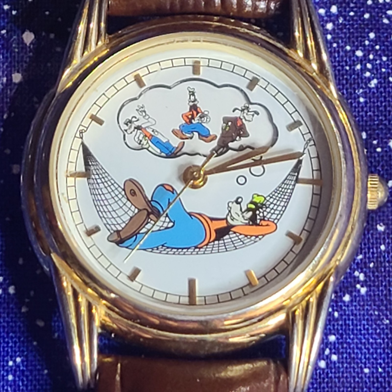 Disney Goofy Rotating Dreams Disc Watch DS-113 Tin Tag Ready To Wear | See Video