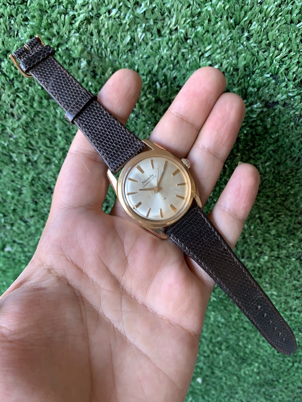 Vintage Nivada Compensamatic Mechanical Watch 35mm Manual Classic Dress Watch