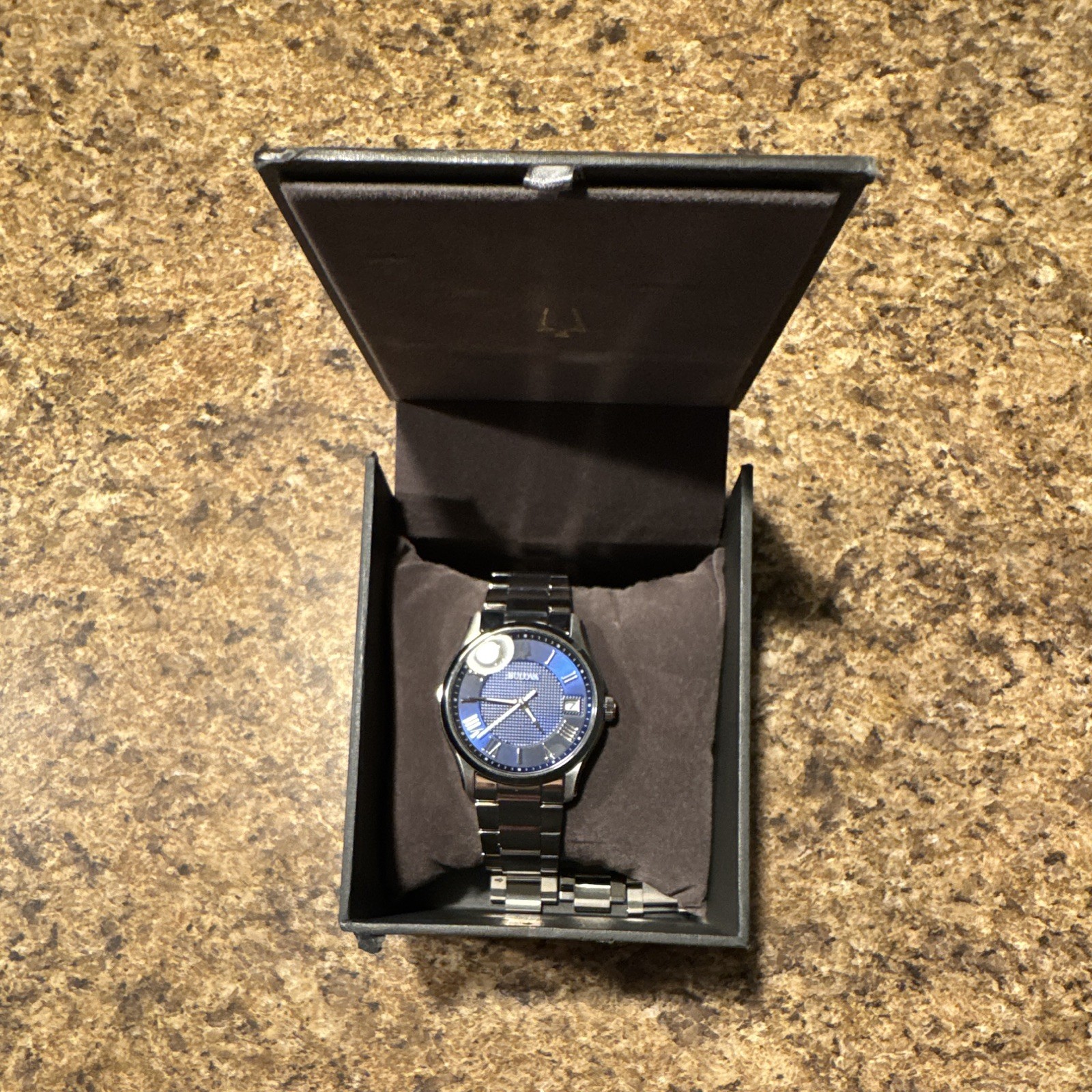 Bulova Wilton 3 hand quartz timepiece. Model number-96B386