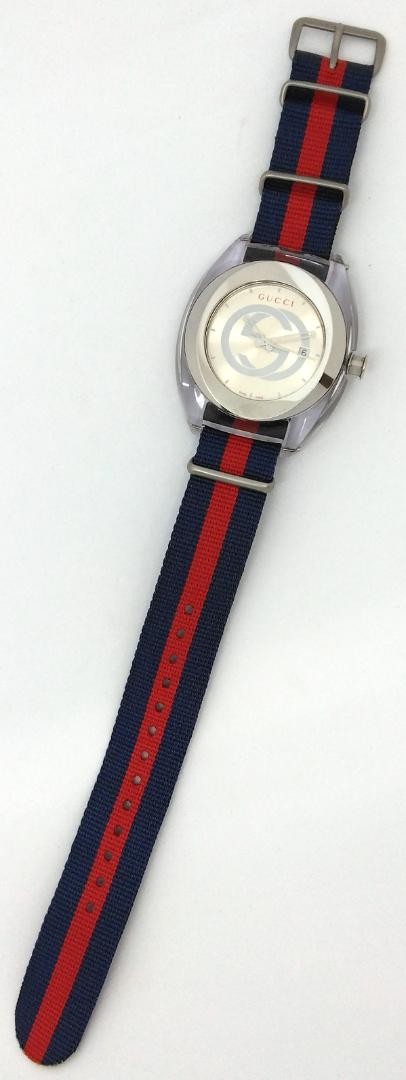 Gucci Sync Interlocking 137.1 Analog Quartz Men Watch Sink Interlocking G Men’S