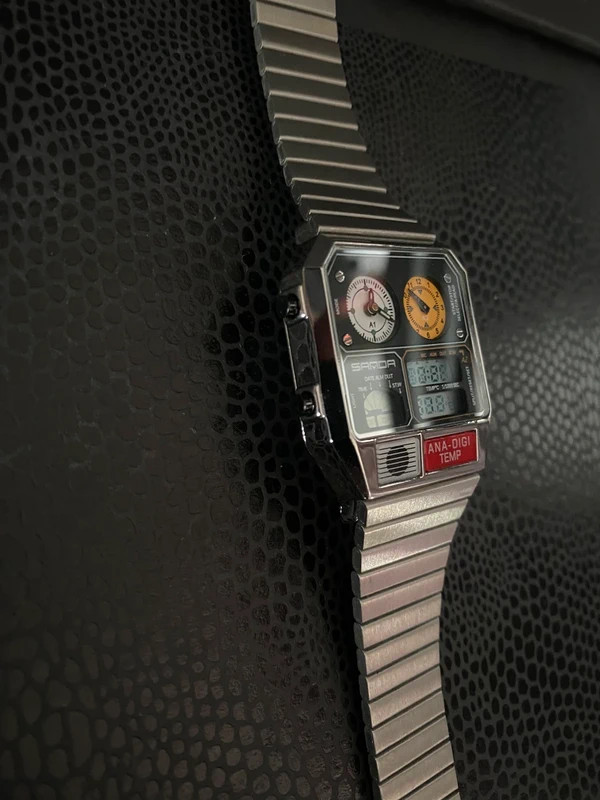 Retro Analog Digital Watch – Stainless Steel | Dual Time | Sci-Fi Vintage Style
