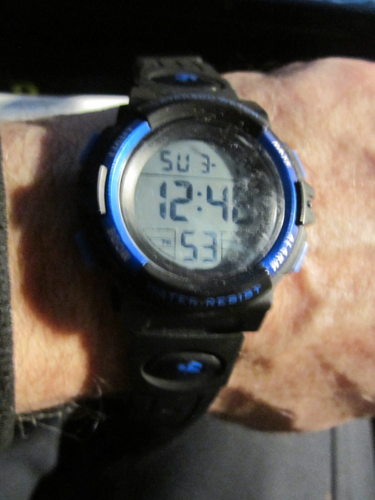 LAVAREDO SPORTS WATCH RUNS GREAT FITS UP TO 9″ WRIST – BBA-33E