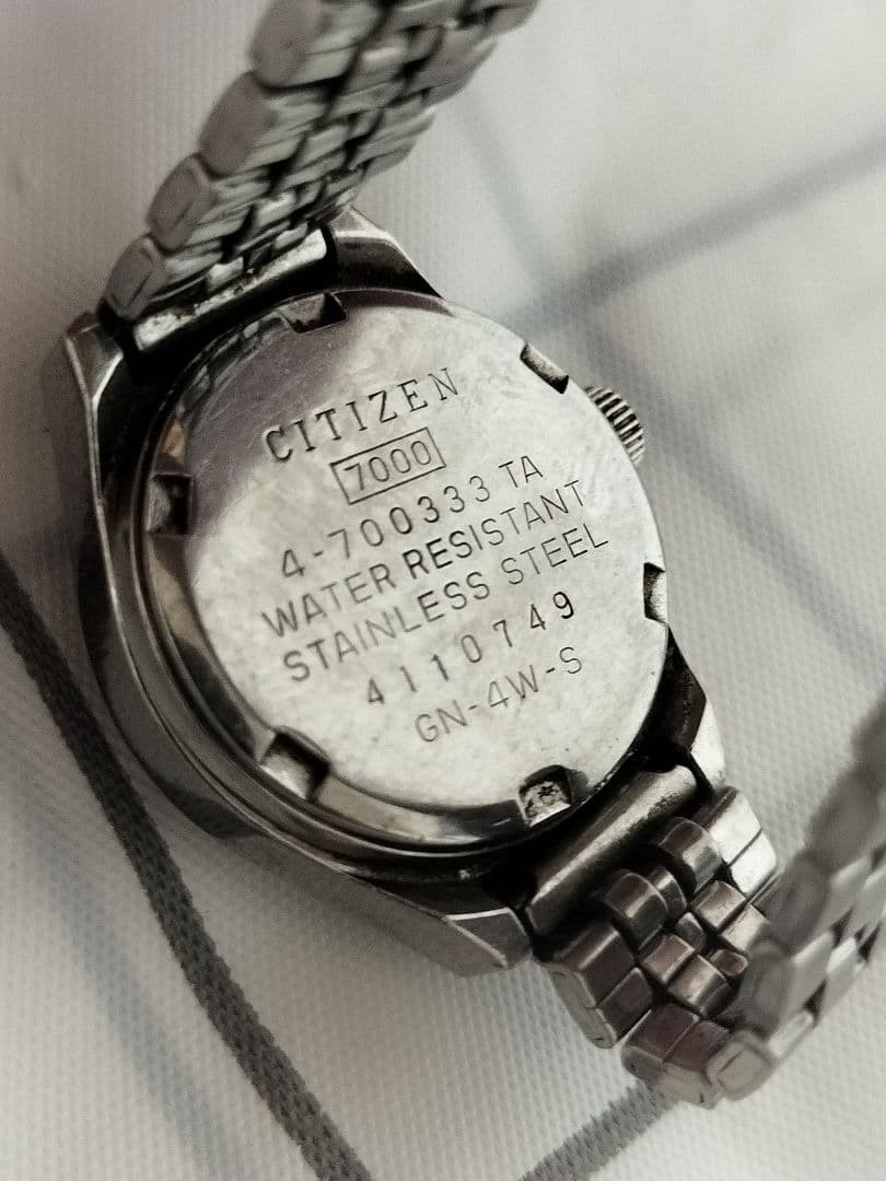 Working CITIZEN automatic watch 7000, purple dial, cut glass.