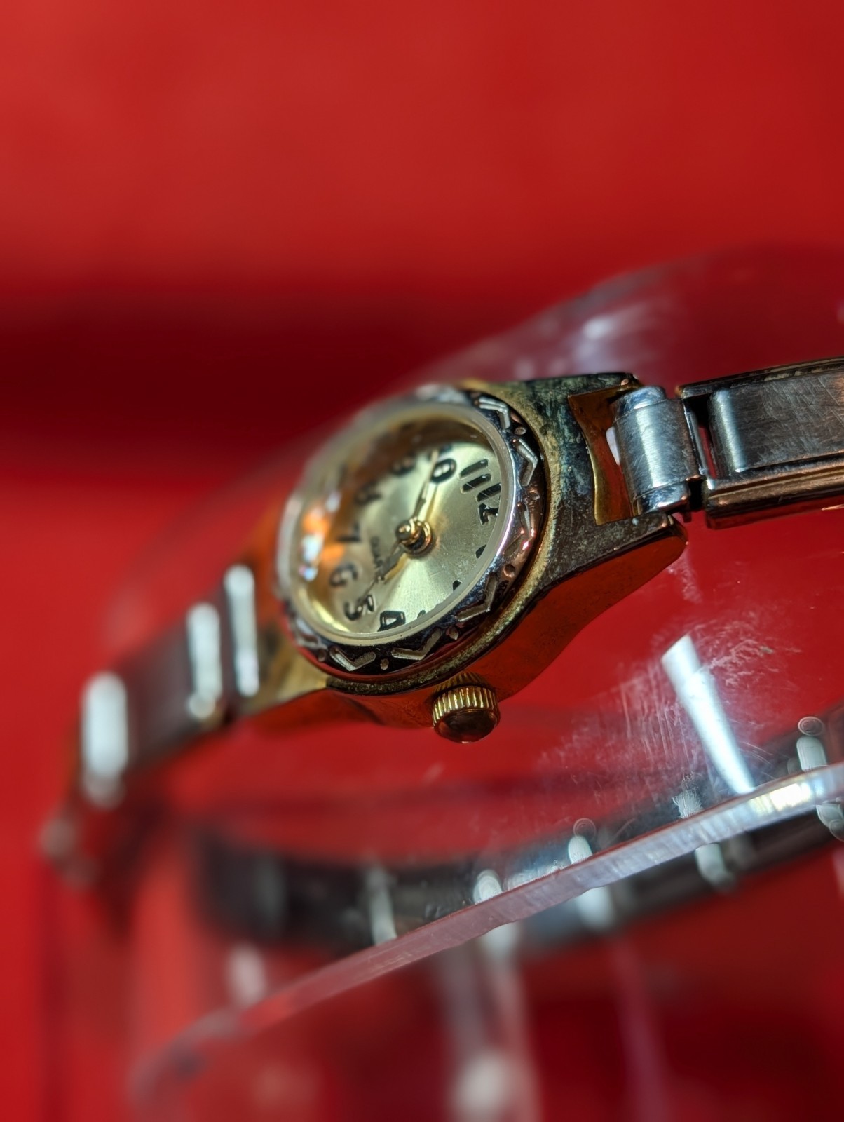 Watch with D’Linq Charms