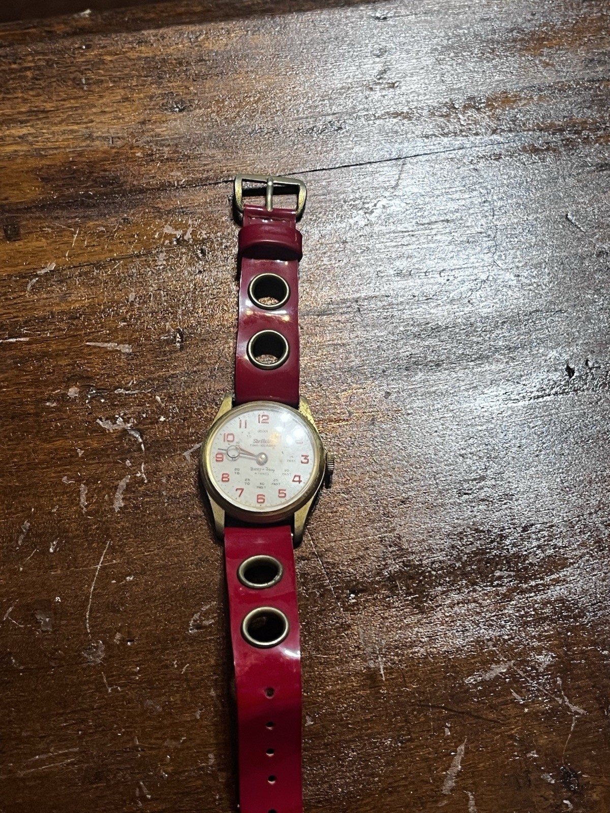 Sheffield Time Reader Manual Mechanical Watch White/Red Dial Gold Case Red Strap