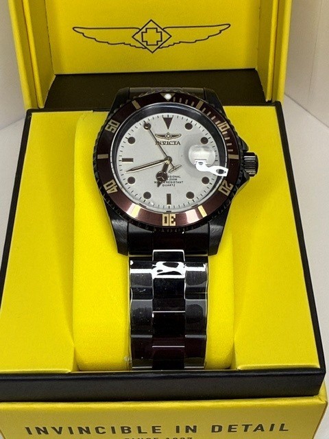 invicta Pro Diver Harborshift Men’s Watch – 42mm, black and brown 50531