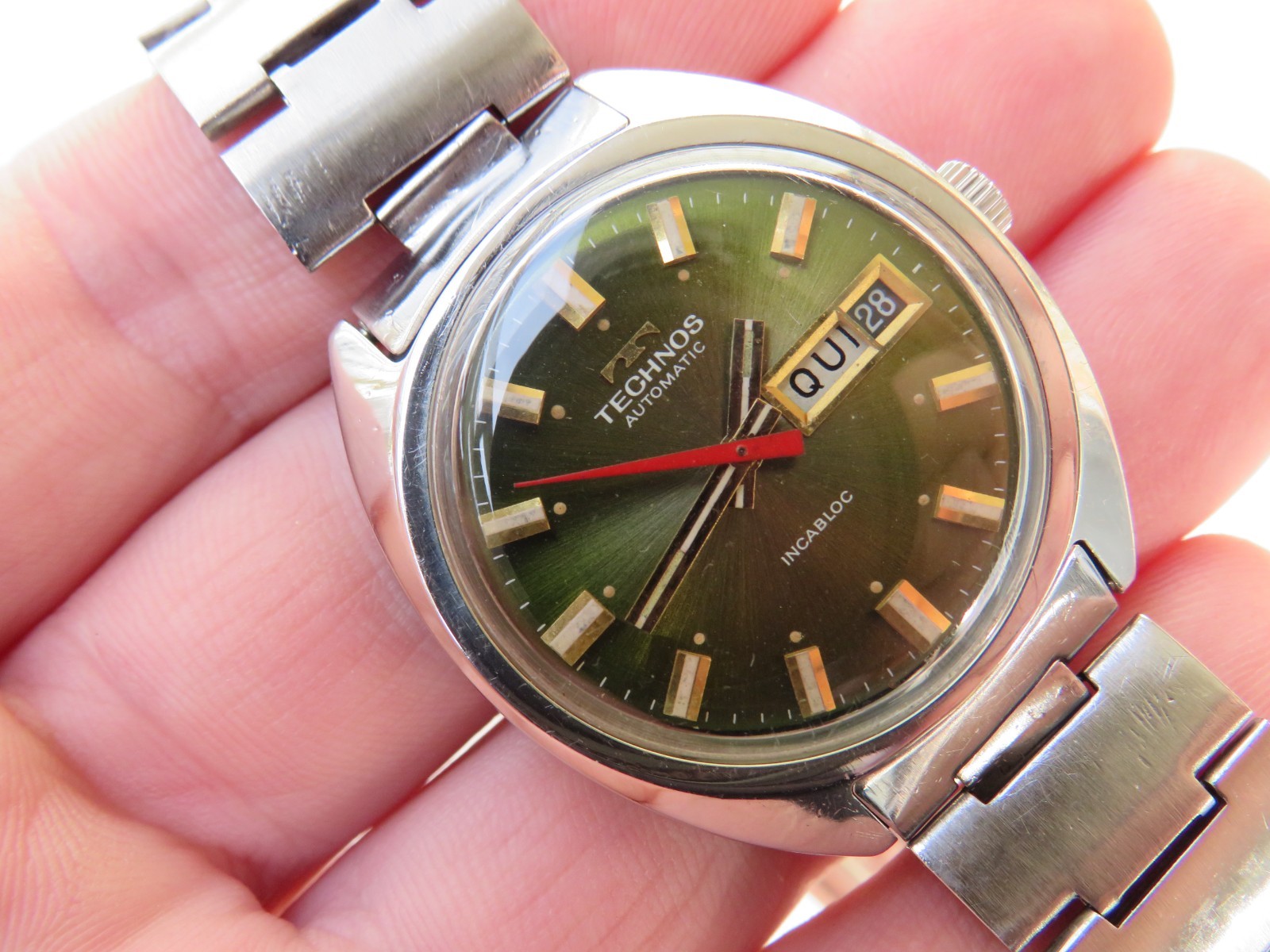 Vintage men’s automatic wristwatch TECHNOS ETA 2789 Green dial works