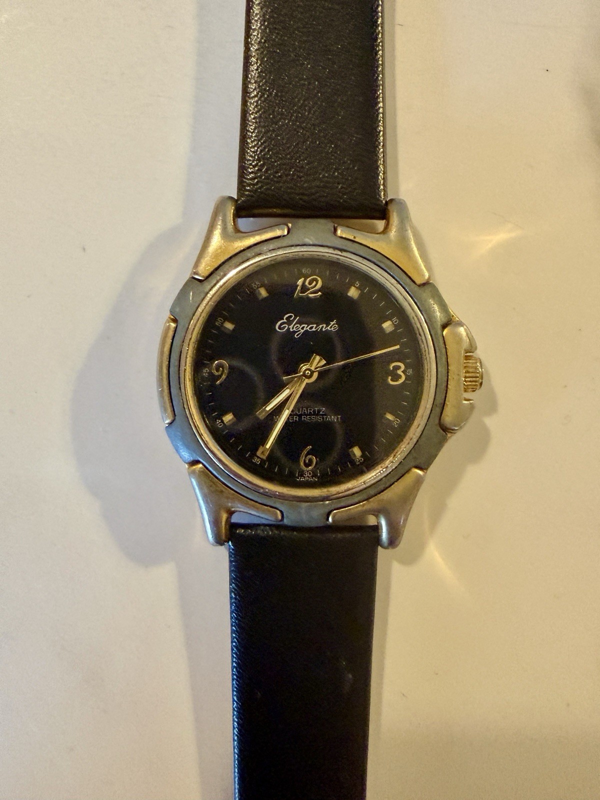 Elegante Quartz Watch — Two-Tone Gold/Silver, Black Dial (Japan Movement)