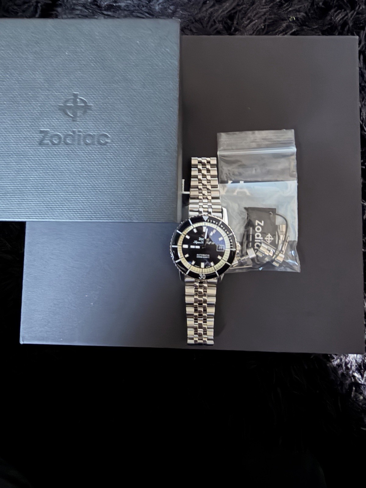 Zodiac Super Sea Wolf 53 Auto Diver 40mm Black Dial 200m Box Manual