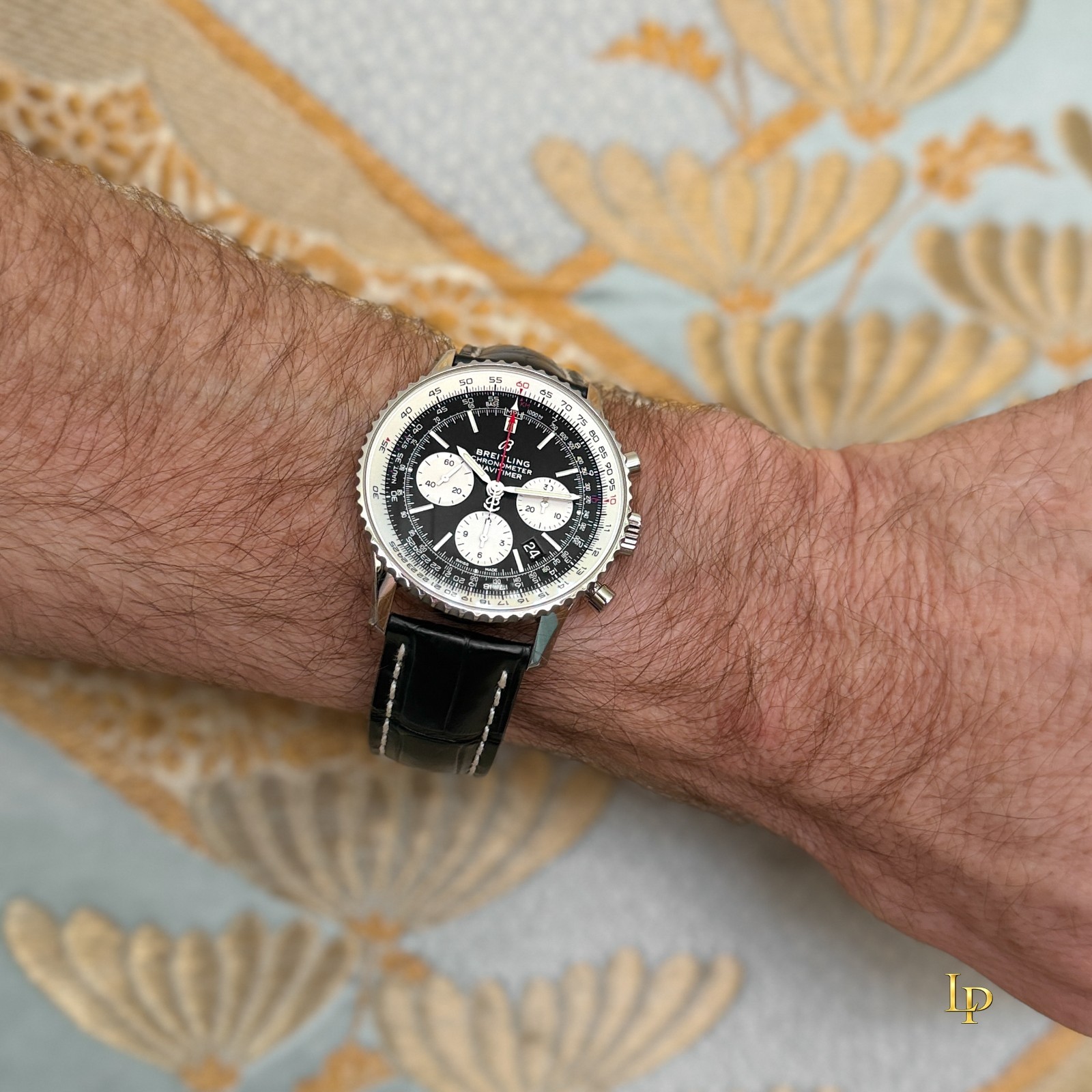 Breitling Navitimer B01 Chronograph 43 AB0121211B1P2 Black Dial Leather strap