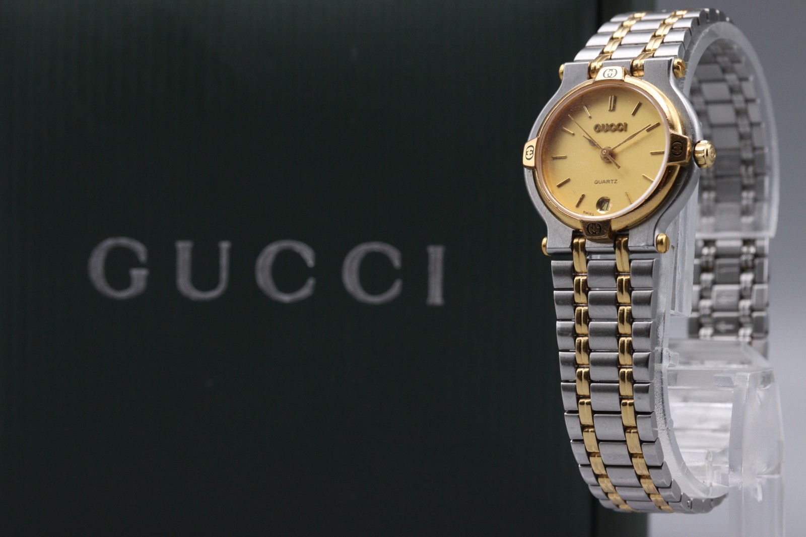 [Near MINT w/Box] Vintage GUCCI 9000L Gold Ladies Quartz Watch Swiss JP