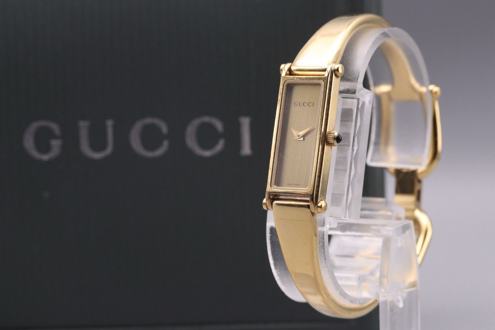 [Near MINT Full Set] Gucci 1500L Bangle Quartz Women’s Watch Gold Dial JP