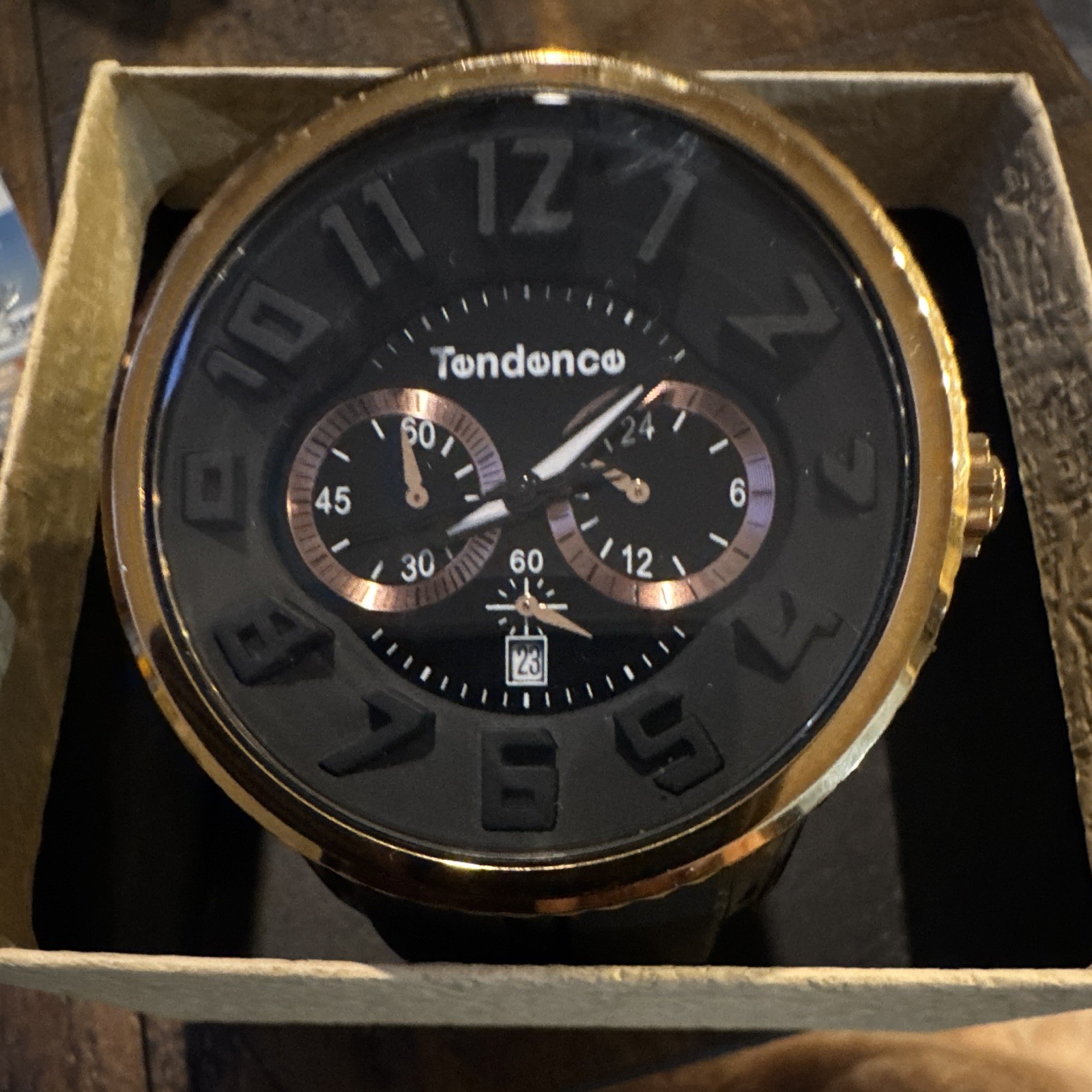 Tendence Gulliver Chronograph Quartz Black Rubber Band Gold & Black Case 100m