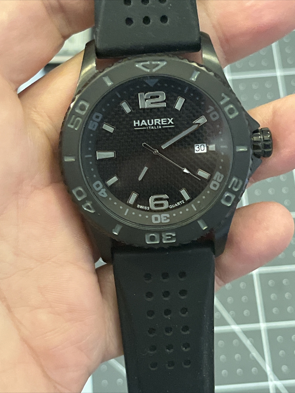 Haurex Italy Men’s 3N500UJN Factor Coated Steel Rotating Bezel Black Date Watch