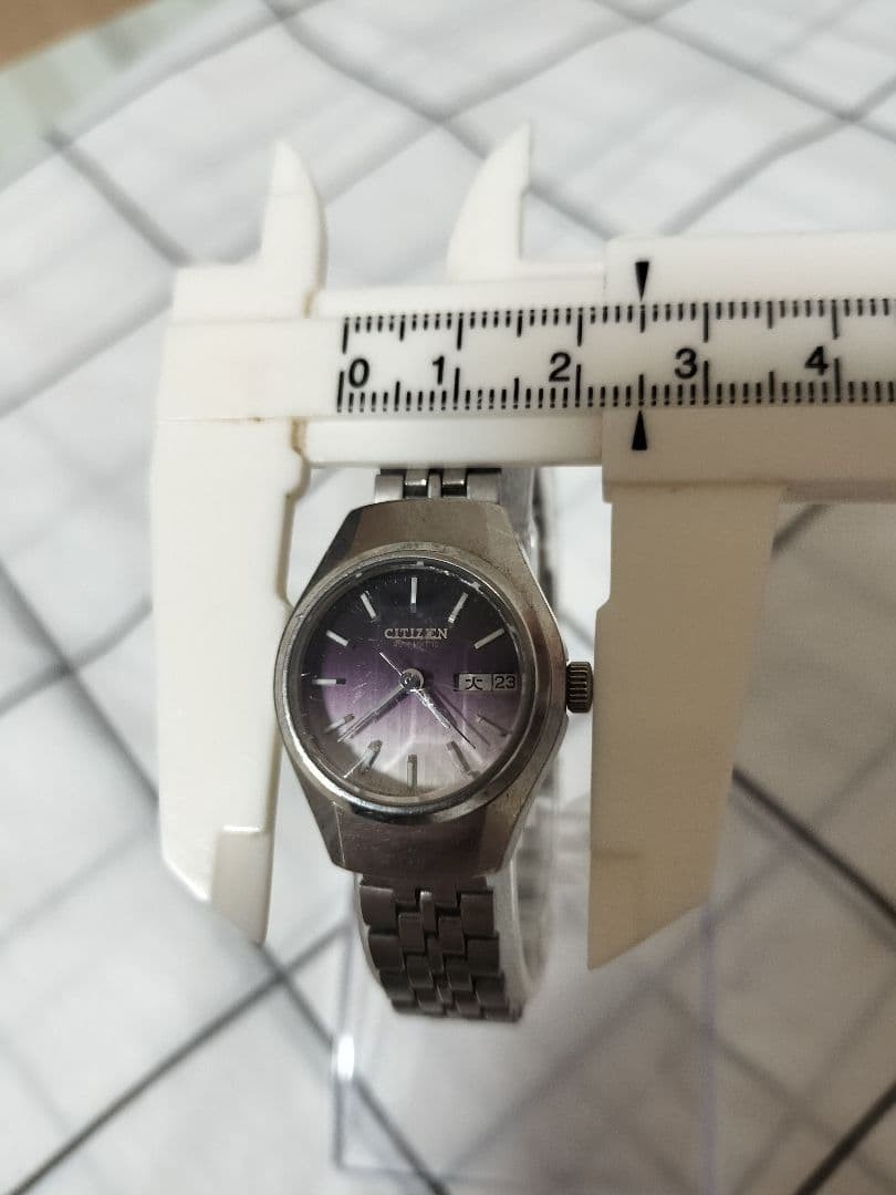 Working CITIZEN automatic watch 7000, purple dial, cut glass.