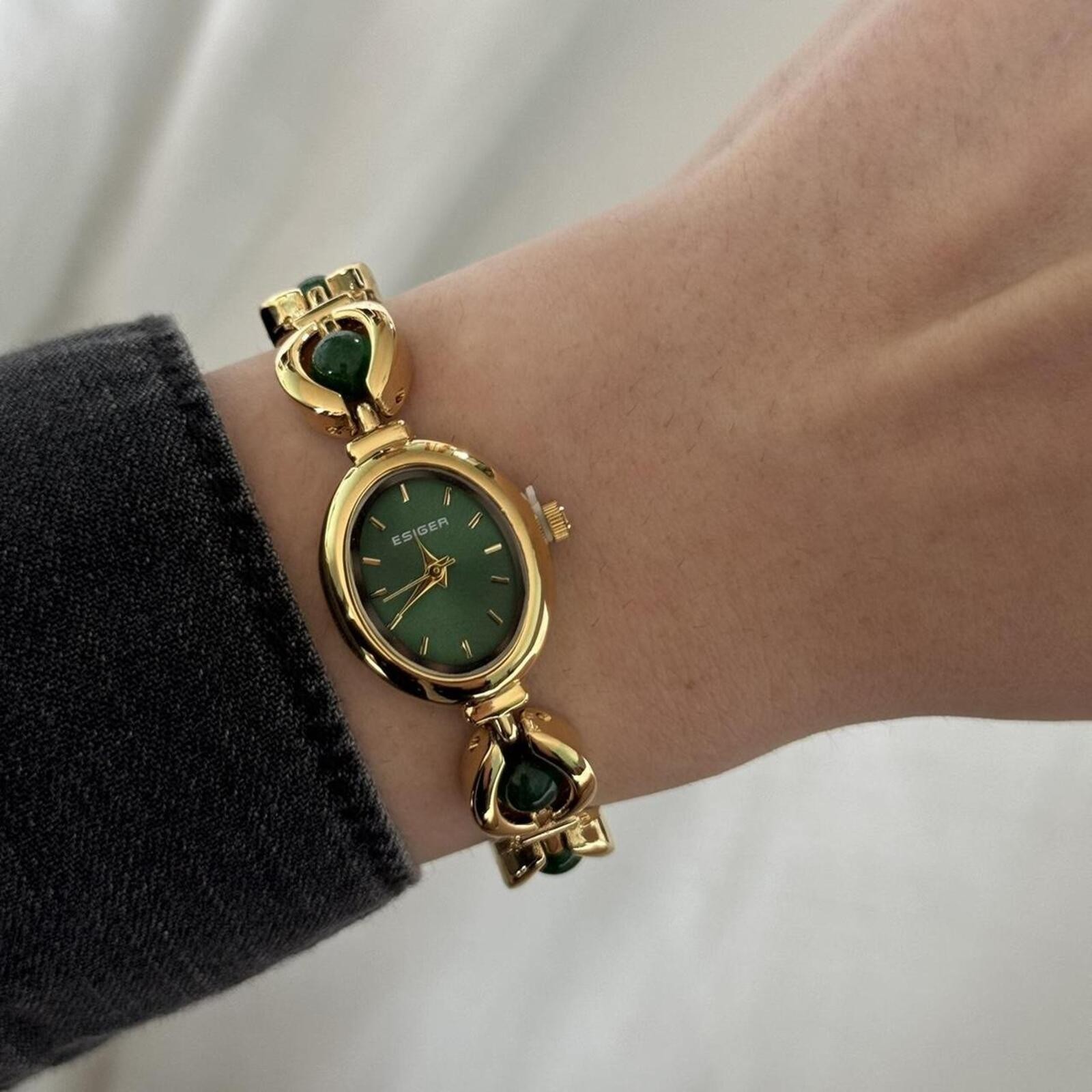 Gold plated dark green emerald stone vintage antique oval bracelet wrist watch