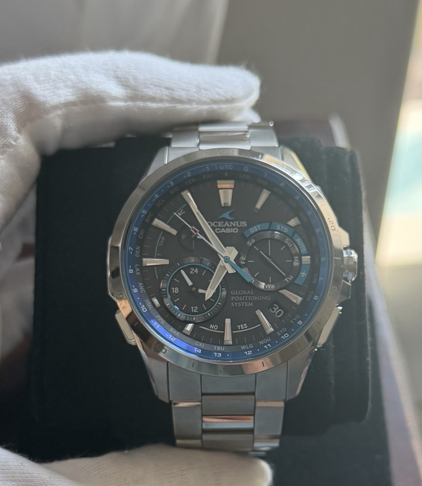 Casio Oceanus Classic OCW-G1000-1AJF Titanium GPS Solar Radio JDM