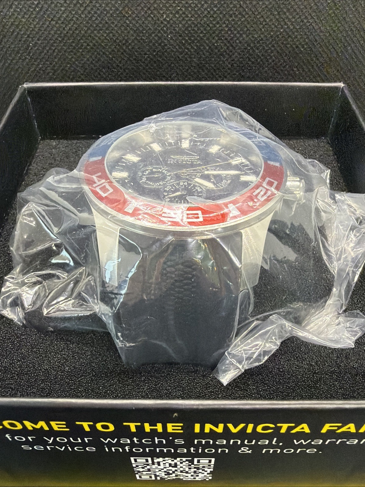 INVICTA PRO DIVER IMPACT BLACK DIAL SILVER RED & BLUE CASE 50mm NEW Stunning!