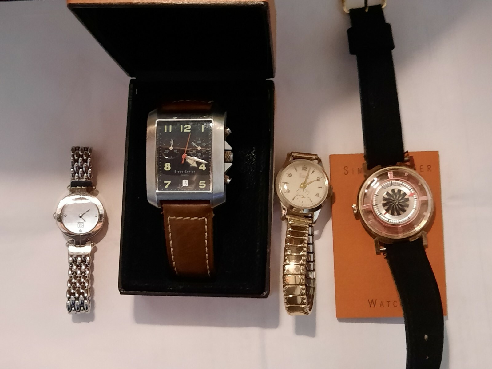 LOT OF SWISS MADE MEN’S AND WOMEN’S WATCHES