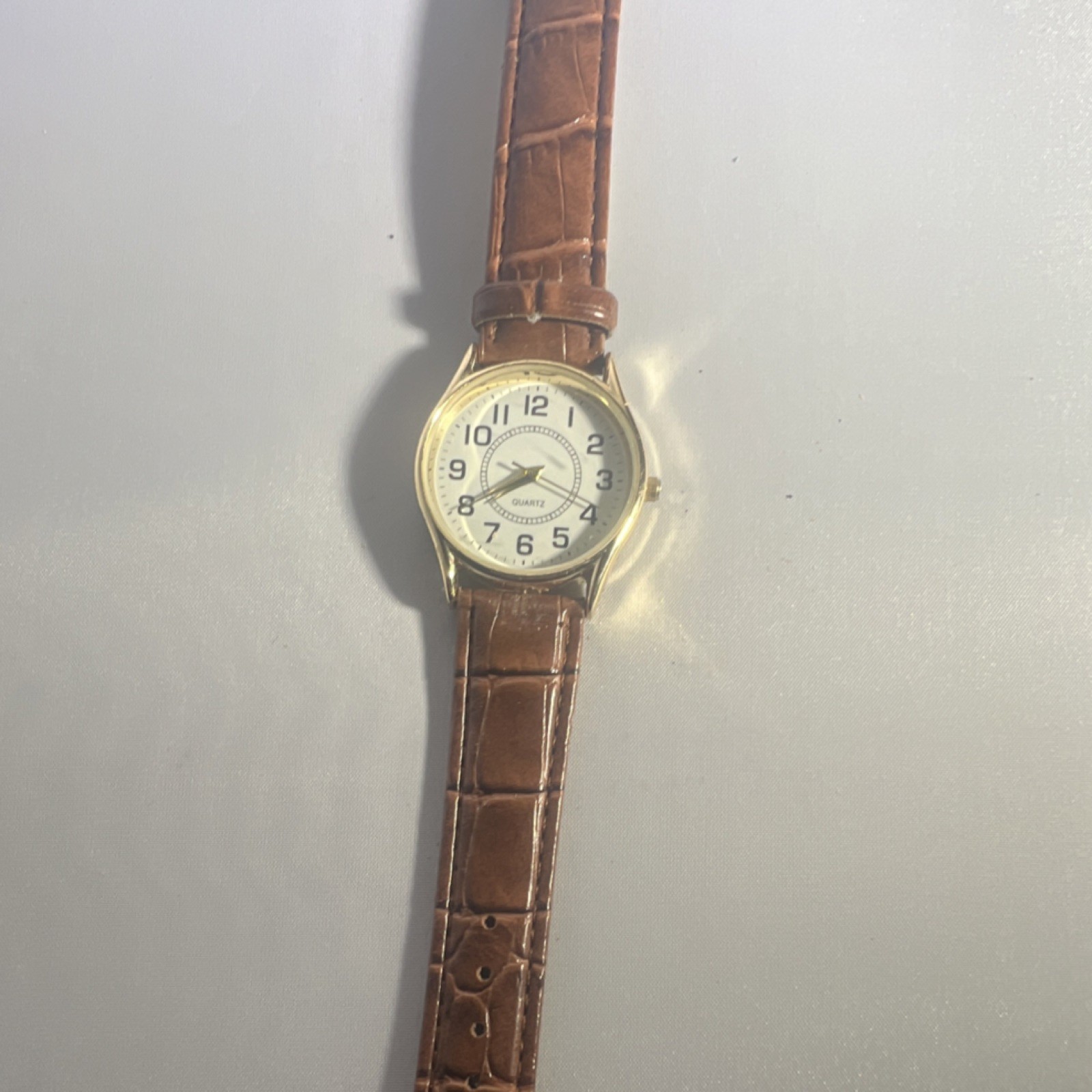 FMD Gold Case Wristwatch Quartz Analog White Dial Brown Imitation Leather Strap