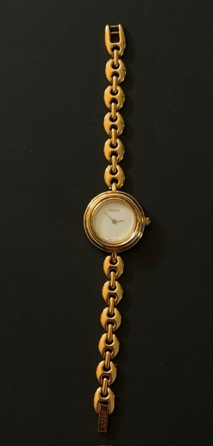 Gucci 11-12.2 Women’s Watch New Battery