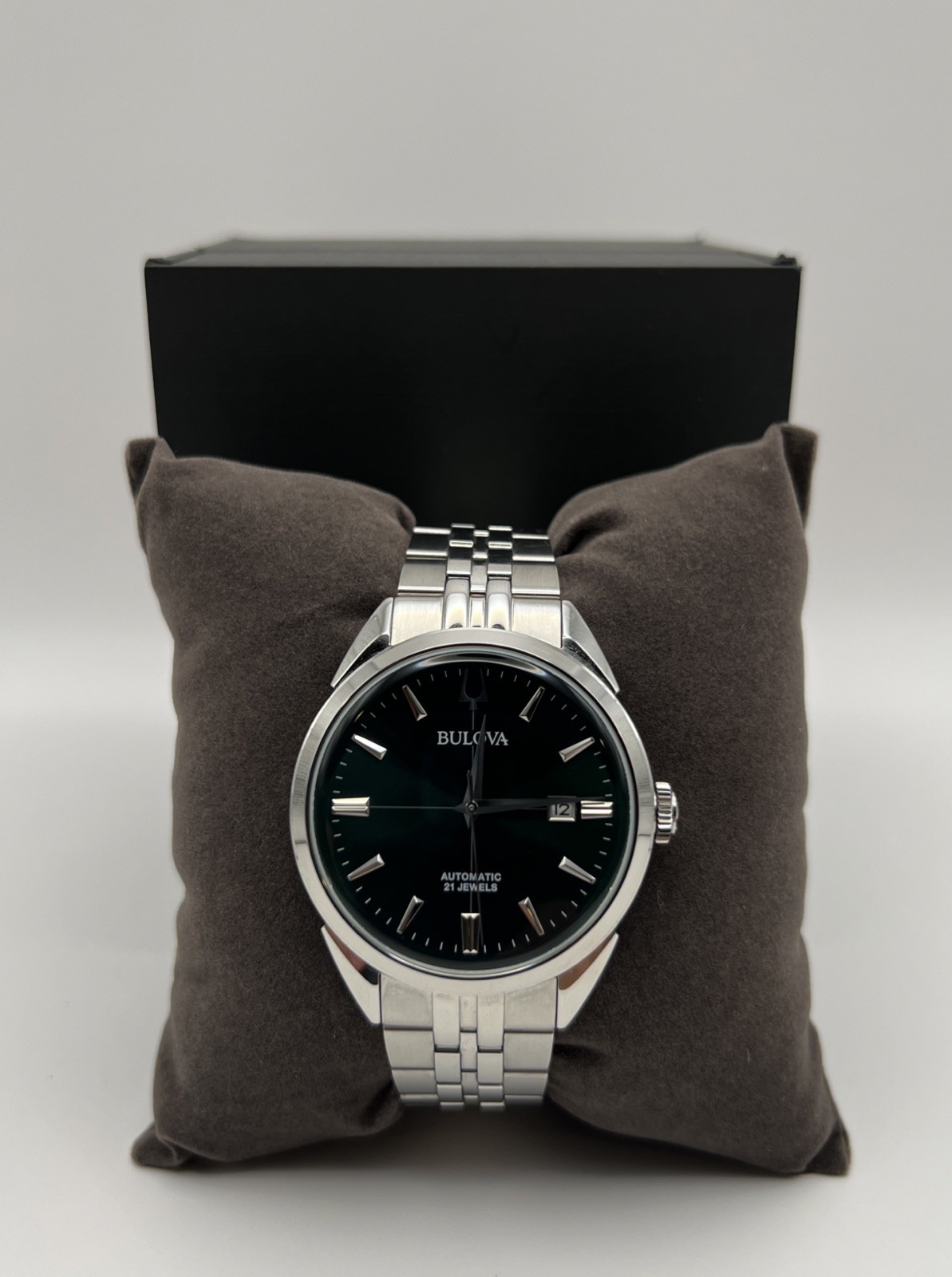 Bulova Sutton 96B424 Automatic Green Dial 41mm Men’s Watch Box & Card