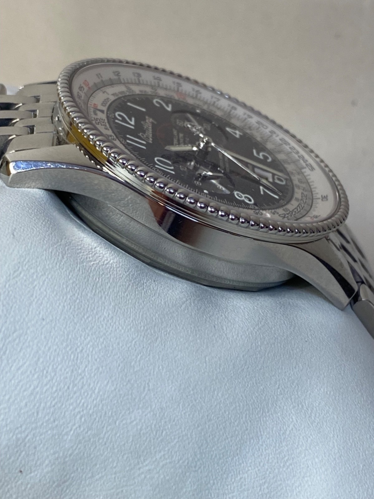 PAPERS Breitling Navitimer Montbrillant BLACK Steel 42mm A35330 Watch BOX MINT