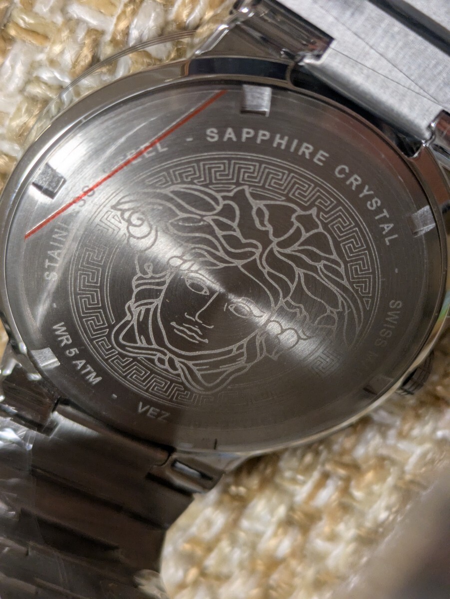 [B1Y] Versace Greca Logo Chronograph Green Silver Watch VEZ900121 [c3p]