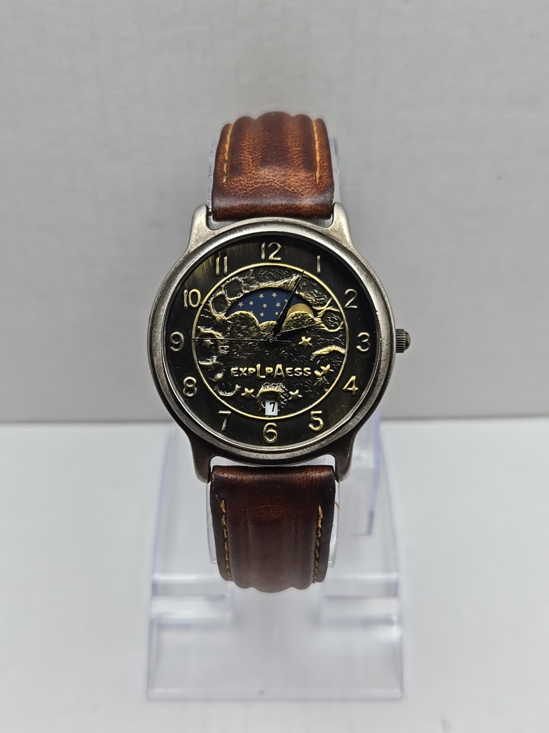 LA Express Moon And Stars Quartz Watch Day Night Date Brown Leather New Battery